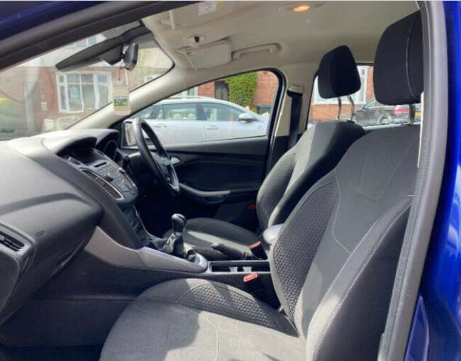 2015 Ford Focus 1.0 T Ecoboost Zetec S/s Mazda 3 Seat Leon Vauxhall Astra * 34,000 Miles * £20 Tax *  6