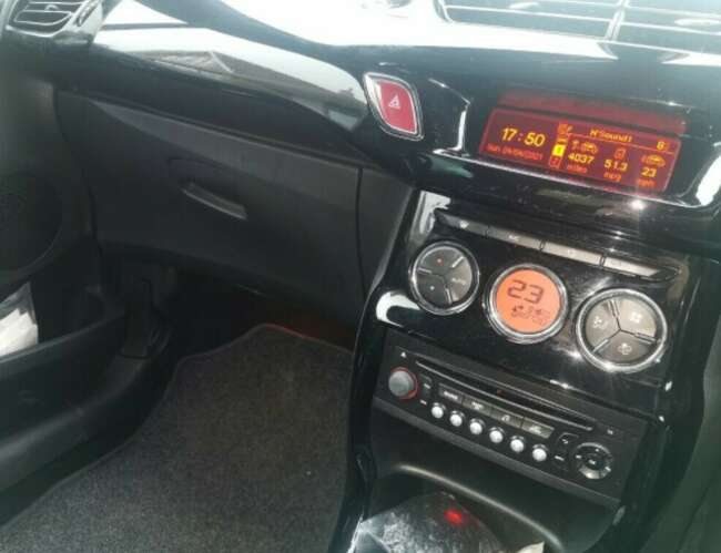 2013 Citroen DS3 - Hatchback - Manual 3dr  5