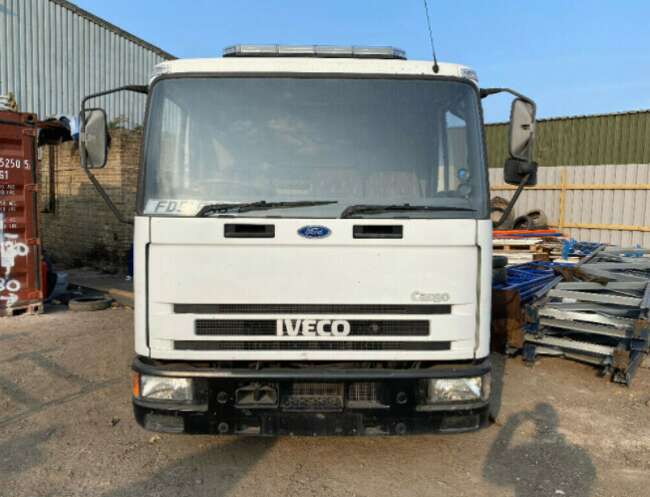 2002 Iveco 7,5 T Recovery Truck Diesel with Crane!  2