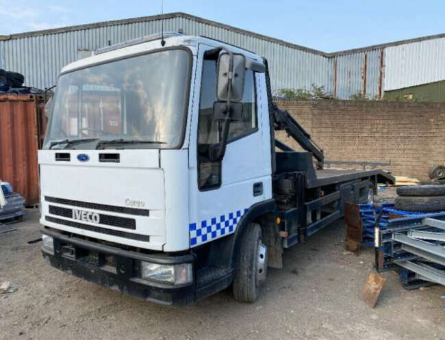2002 Iveco 7,5 T Recovery Truck Diesel with Crane!  3