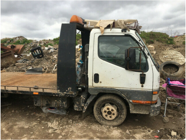1999 Mitsubishi Canter Recovery Truck  4