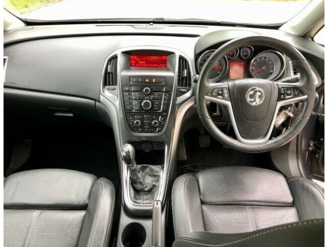2012 Vauxhall Astra 1.6 Petrol Elite  9