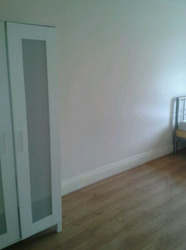 Lovely Double Room to Rent on Tong Road, Leeds LS12 thumb 6