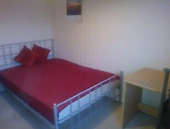 Double Rooms Available Foxon Way LE3 3TP  4