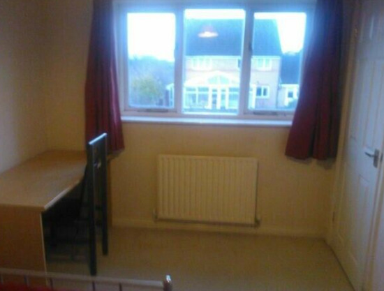 Double Rooms Available Foxon Way LE3 3TP  5
