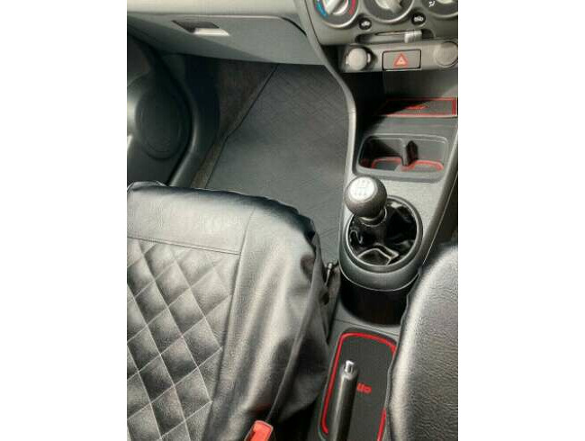 2014 Suzuki Alto / Hatchback - Manual - 5 Doors  9