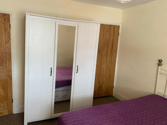 Double Room to Rent  6