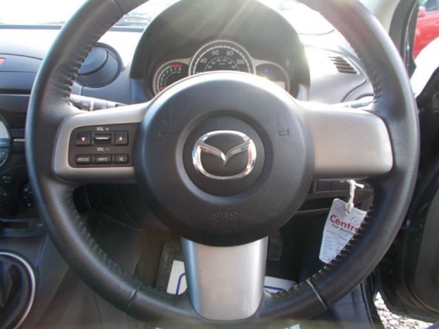 2011 Mazda 2 1.3 TS2 5d  7