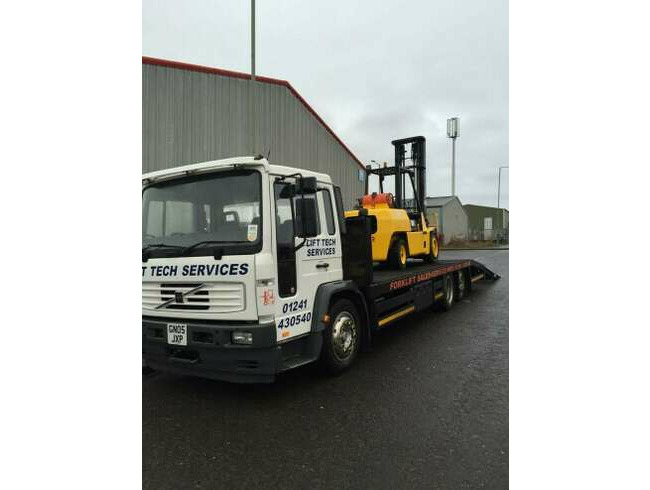 2005 Volvo FL6 Recovery Truck with Beavertail and Win  0