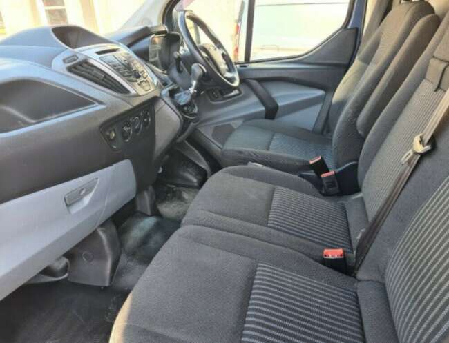 2013 Ford Transit Custom Panel Van / Manual  8