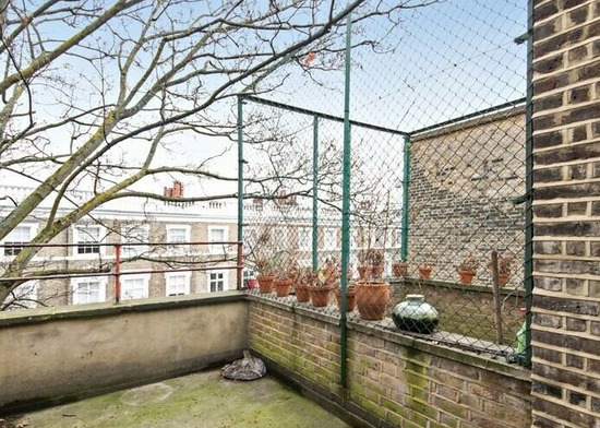 A Lovely 1 Double Bedroom Flat with Roof Terrace to Rent in Chelsea, SW3  2