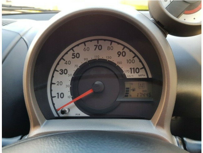 2014 Toyota Aygo Automatic 1.0 Petrol  7