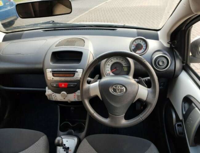 2014 Toyota Aygo Automatic 1.0 Petrol thumb 3