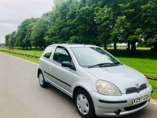 2001 Toyota Yaris Automatic - 12 Month Mot Ideal First Car  2