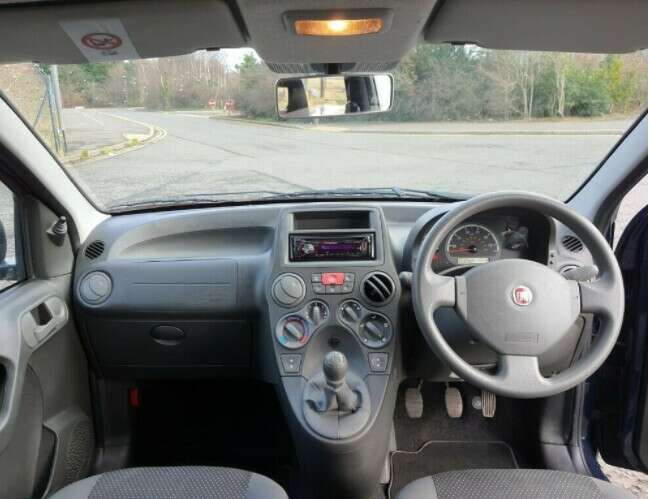 2010 Fiat PANDA, Hatchback, Manual, 5 doors  6