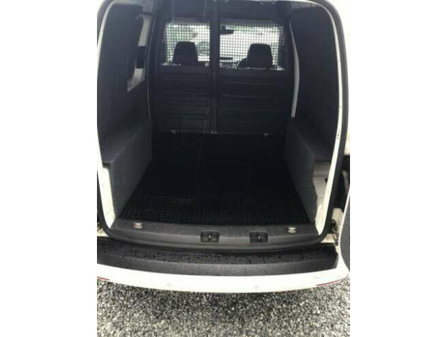2017 Volkswagen Caddy 2 Litre Tdi  6