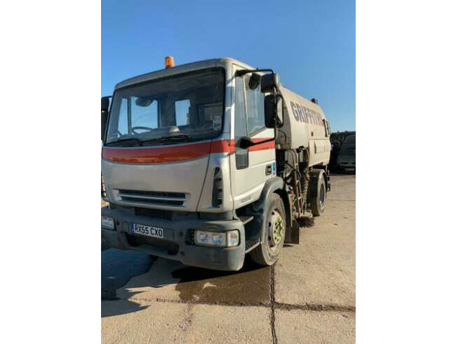 2005 Iveco Road Sweeper  4