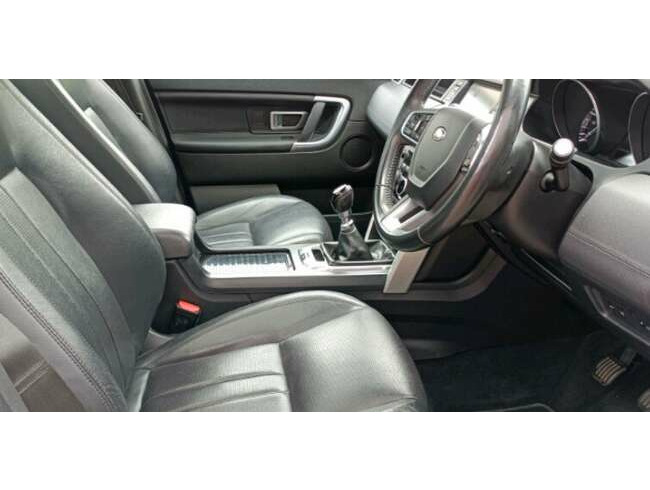 2015 Land Rover Discovery Sport HSE thumb 2