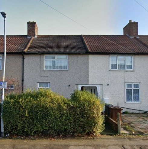 3 Bed House for Rent + Large Garden  0