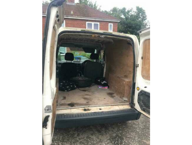 2006 Ford Transit Connect Full 12 Months Mot Immaculate  6