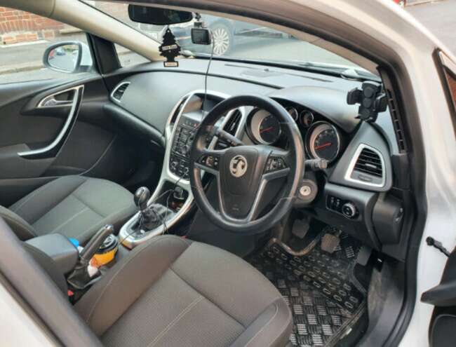 2013 Vauxhall Astra 2.0 Cdti Auto Start  2