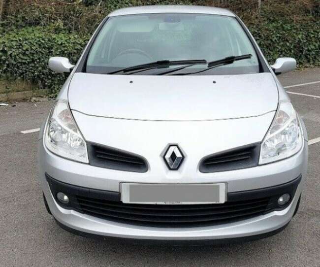 2009 Renault Clio 1.5 Dci £30 Tax Full Service History 5dr  1