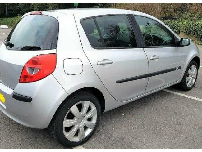 2009 Renault Clio 1.5 Dci £30 Tax Full Service History 5dr thumb 8