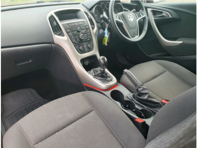 2011 Vauxhall Astra Excite 1398cc  6