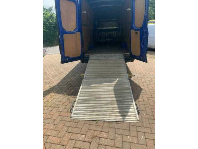 2016 Iveco Daily 35 150 thumb 8
