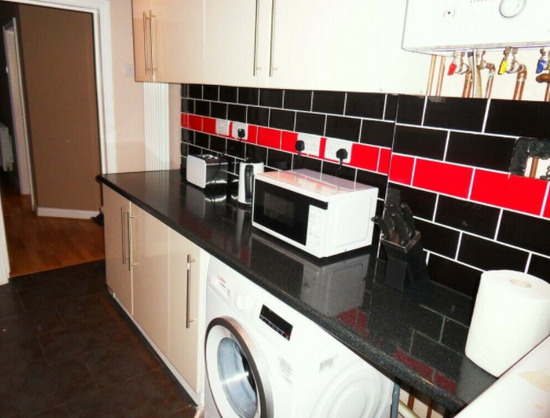Good Size Double Room for Rent Gants Hill  1