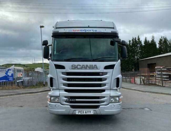 Scania R440 6x2 Midlift Tractor Unit  2