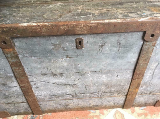 Victorian Pine Military Trunk  3