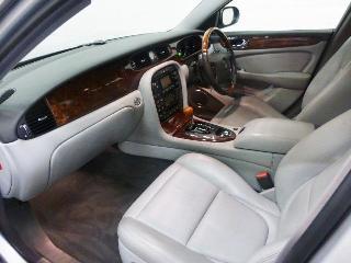  2004 Jaguar XJ 3.6 V8 SE 4d thumb 8