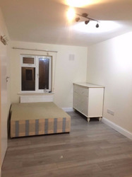 3 Bedroom House Newly Refurbished Available to Rent in Alperton / Hangerlane thumb 2