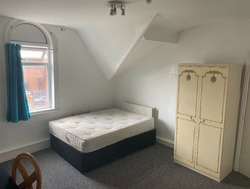 Spacious Room to Rent £325 Per Month! thumb 1