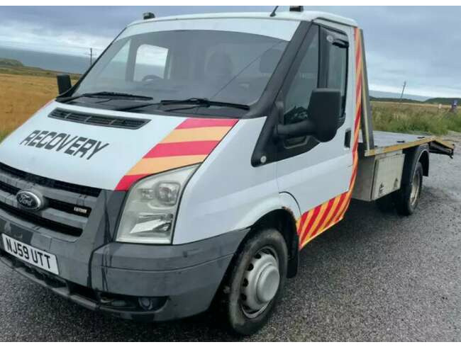 2009 Ford Transit Recovery Truck  0