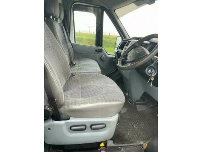 2009 Ford Transit Recovery Truck thumb 5