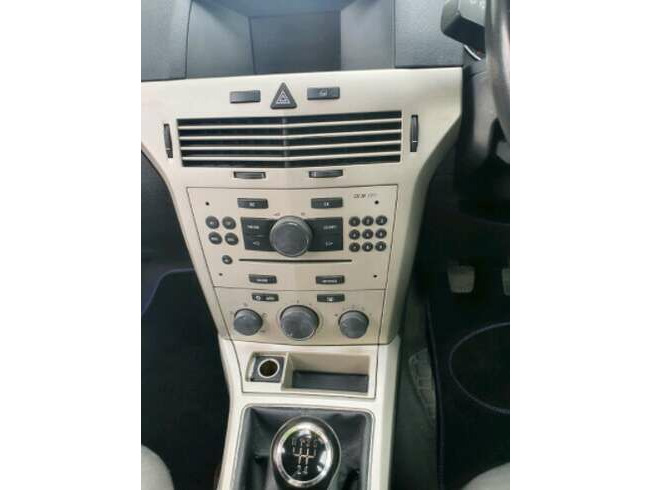 2008 Vauxhall Astra 1.6 Breeze - Petrol - Mot March 2022  7