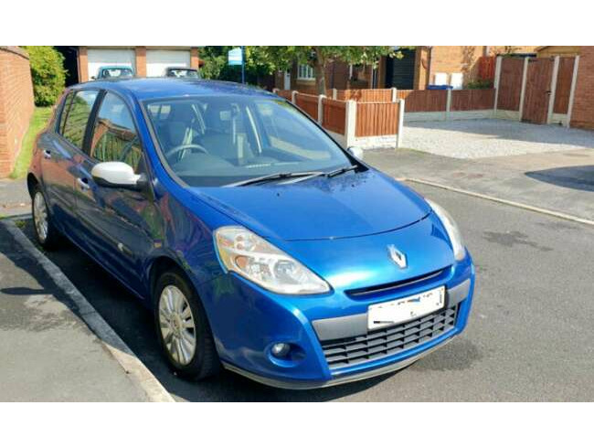 2009 Renault Clio i-Music - Electric Blue thumb 1