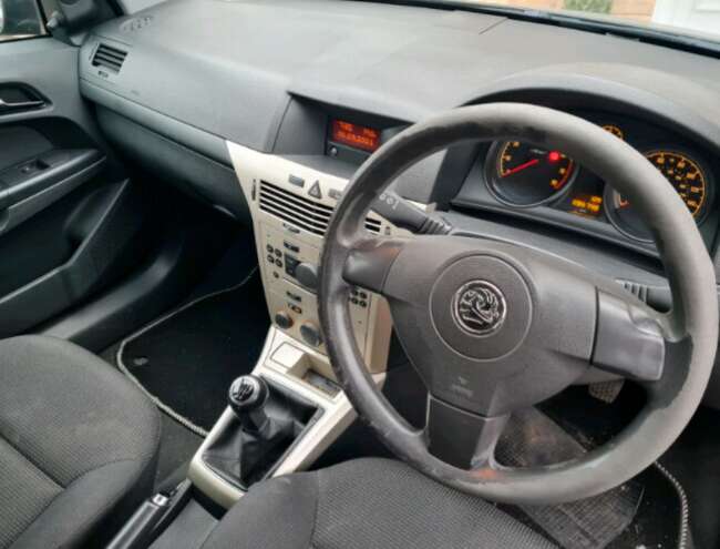 2008 Vauxhall Astra 1.6 Life. Mot Jan thumb 5