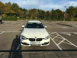 2013 BMW 318 Diesel Estate, White, 2 owners  thumb 2