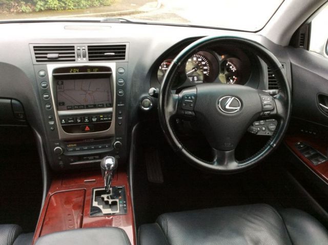  2005 Lexus GS 3.0 300 SE 4d  6