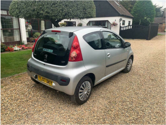 2007 Peugeot 107 - Ideal First Car  2