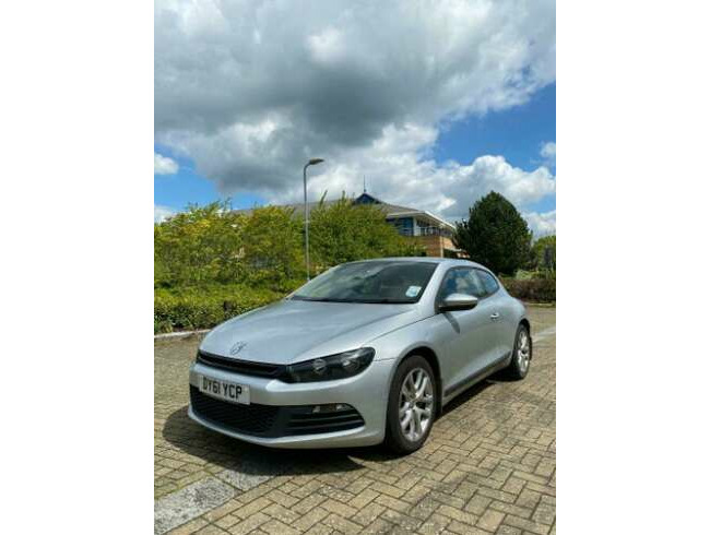 2011 Volkswagen Scirocco 2.0 TDI (HPI Clear and £30 Road tax)  3