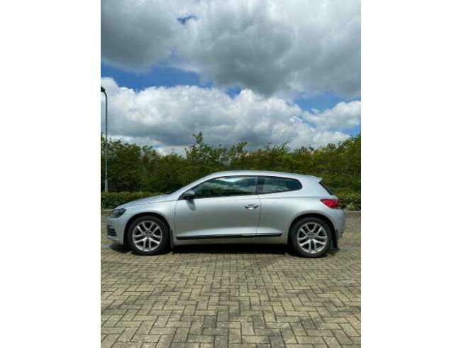 2011 Volkswagen Scirocco 2.0 TDI (HPI Clear and £30 Road tax)  4