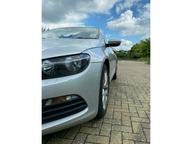 2011 Volkswagen Scirocco 2.0 TDI (HPI Clear and £30 Road tax)  8
