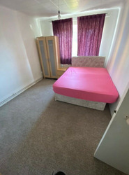 Beautiful 3 Bed House in Henley Road Part DSS Welcome thumb 6