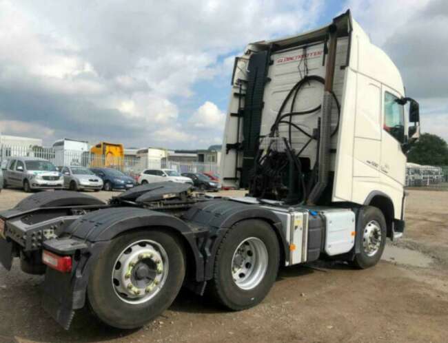 2017 Volvo FH4 500 Globetrotter *Euro 6* 6X2 Tag Axle Tractor Unit thumb 2
