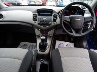  2012 Chevrolet Cruze 1.6 LS 5d thumb 6