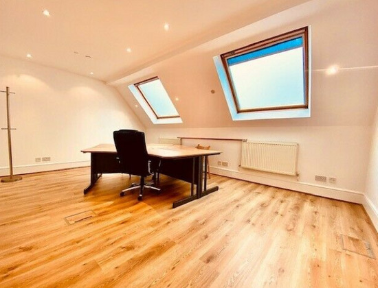 Private Offices |Creative Space | Desk Space| Workshops | Beauty / Massage /Therapy Room to Rent  1